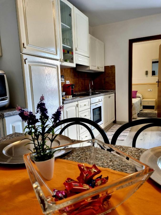 Apartament 1282 Torri Del Benaco Exteriör bild