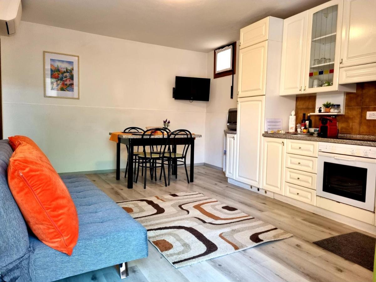 Apartament 1282 Torri Del Benaco Exteriör bild